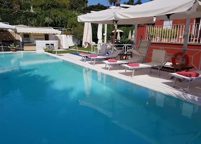 Multiproprieta Palatium Mari, Con Terrazza Vista Mare E Piscina Szálloda