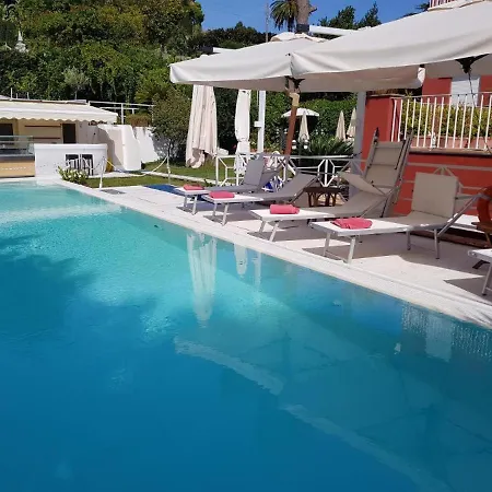 Multiproprieta Palatium Mari, Con Terrazza Vista Mare E Piscina Отель