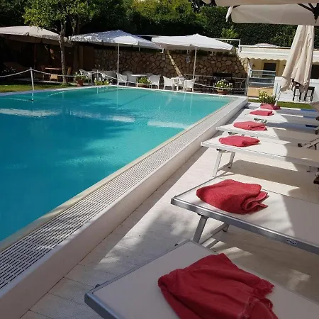 Multiproprieta Palatium Mari, Con Terrazza Vista Mare E Piscina Отель Капри