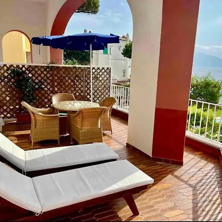Multiproprieta Palatium Mari, Con Terrazza Vista Mare E Piscina Капри