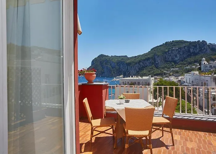 Hotel Multiproprieta Palatium Mari, Con Terrazza Vista Mare E Piscina Capri