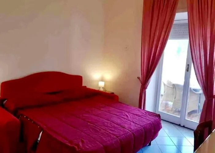 Multiproprieta Palatium Mari, Con Terrazza Vista Mare E Piscina Hotel 3*