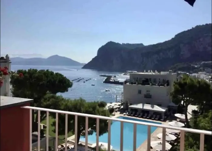 Multiproprieta Palatium Mari, Con Terrazza Vista Mare E Piscina 3* Capri